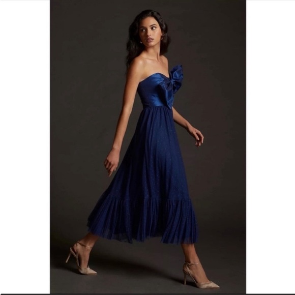 anna frozen dress Costume Size (US):26 Buy Tommy Bahama Jasmina sc_491059